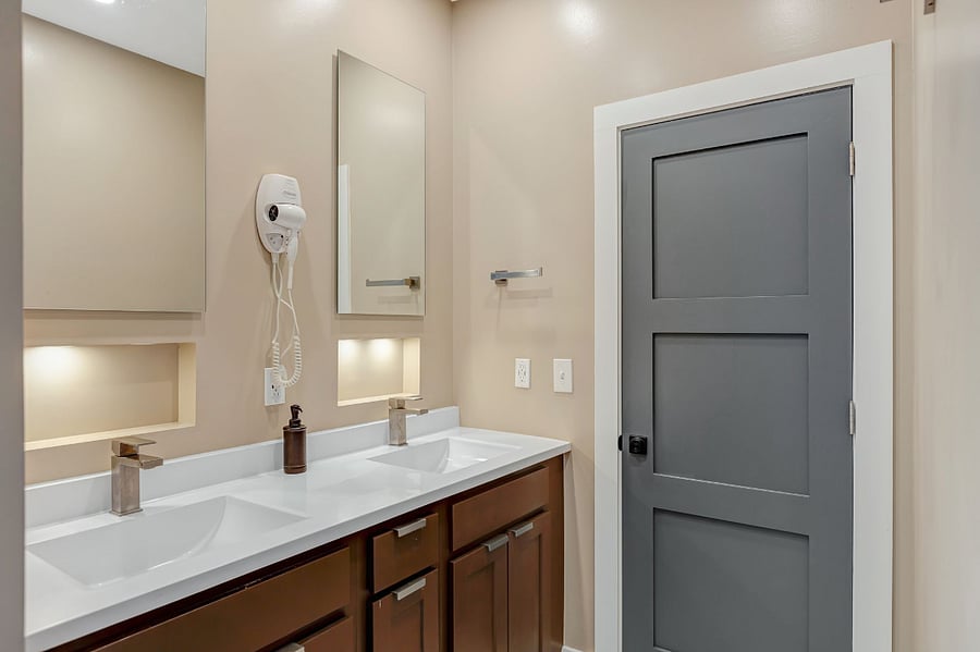 Main Level Full Bath