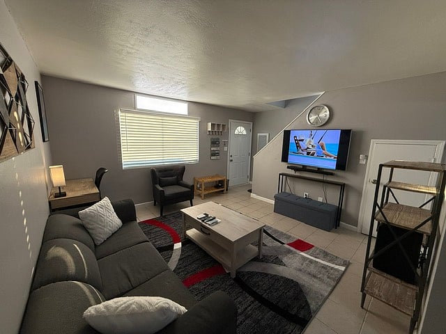 Furnished Finder property 862931_1 photo 3