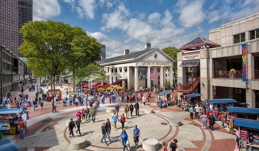 NEIGHBORHOOD VIEW (NEARBY ACTIVITIES) -- QUINCY MARKET