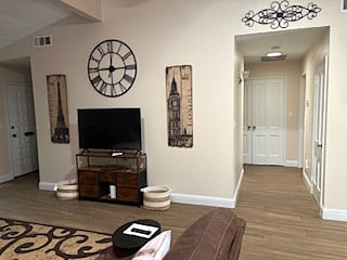 Furnished Finder property 863018_1 photo 18