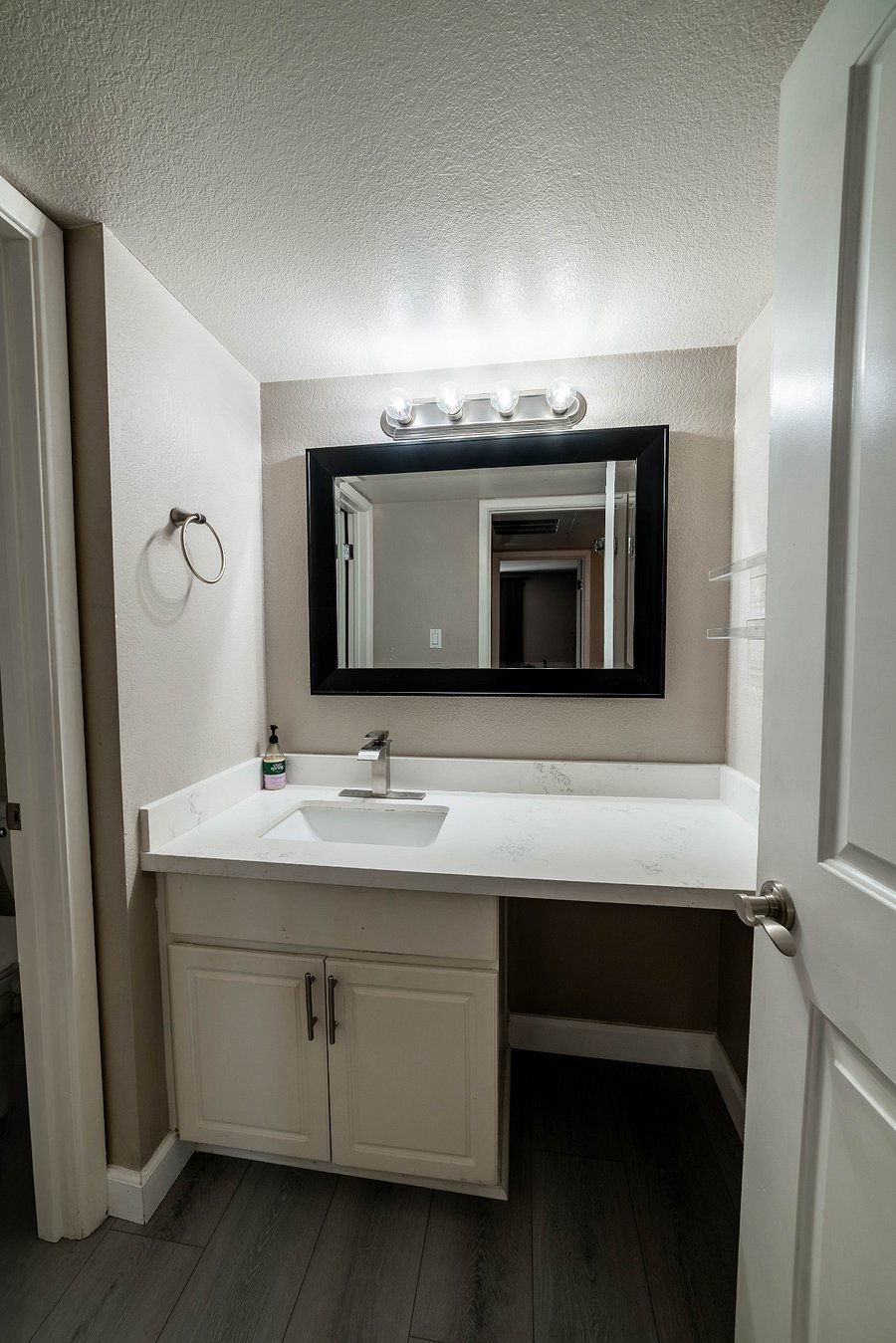 Furnished Finder property 863063_1 photo 10