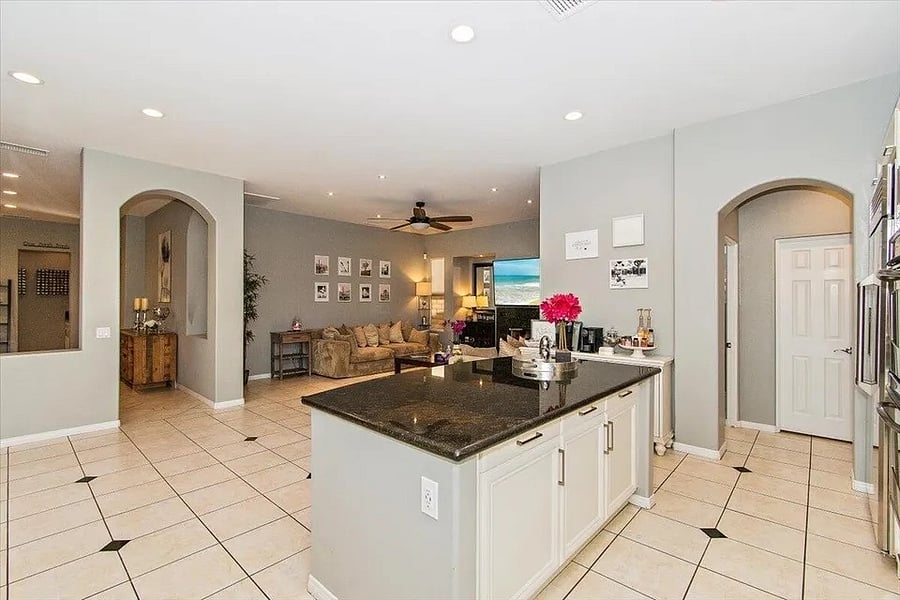 Furnished Finder property 863066_1 photo 24