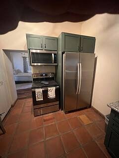 Furnished Finder property 863198_1 photo 2