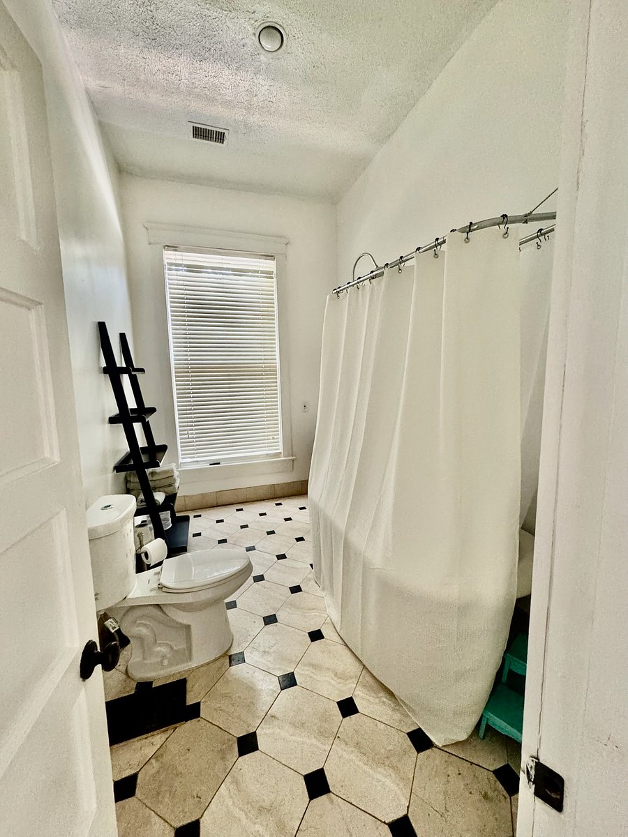 Furnished Finder property 863242_2 photo 17