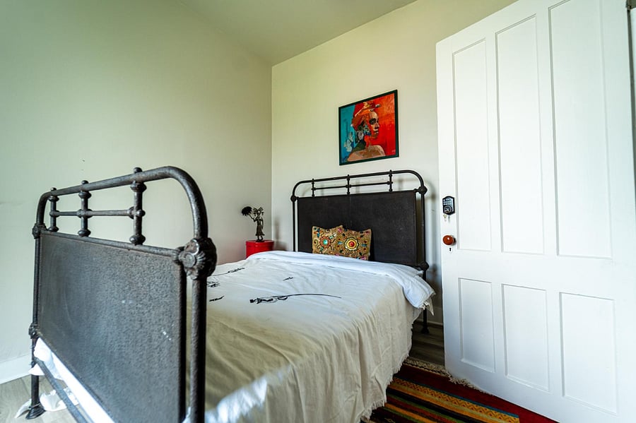 1st Bedroom.