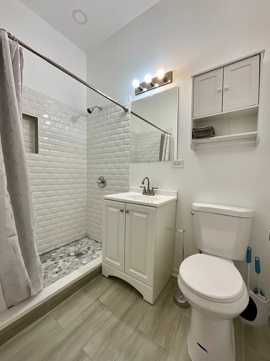 Furnished Finder property 863301_1 photo 17
