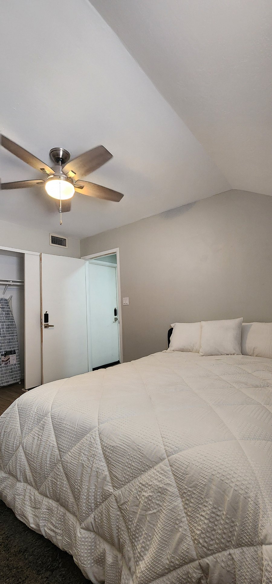 Furnished Finder property 863390_1 photo 2