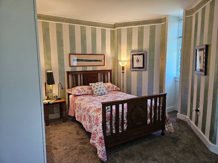 3rd floor guest bedroom, beautiful little getaway off of the media room.