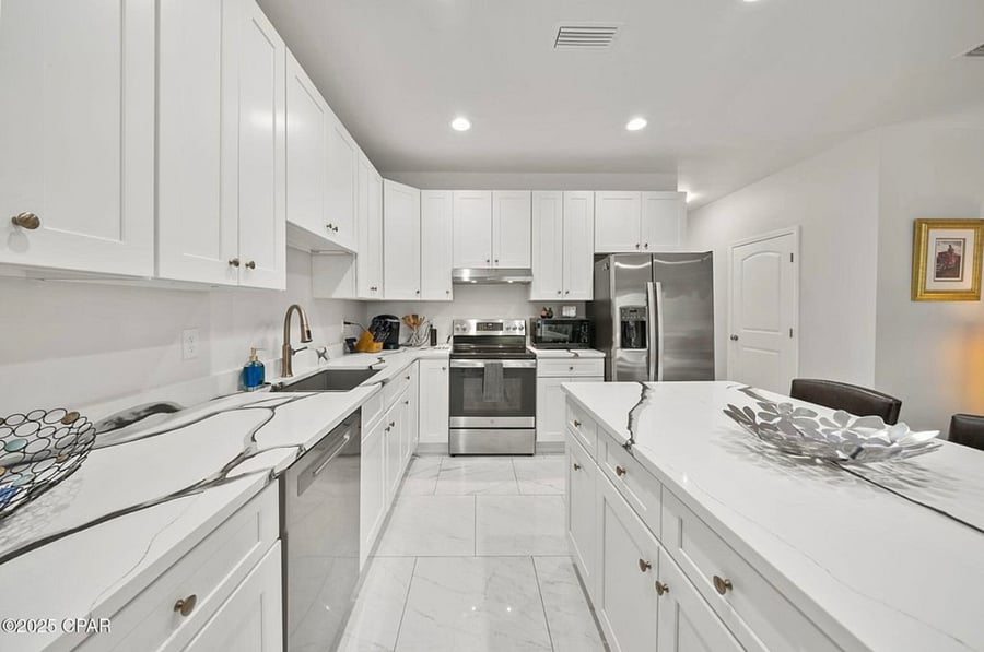 Furnished Finder property 863509_1 photo 26