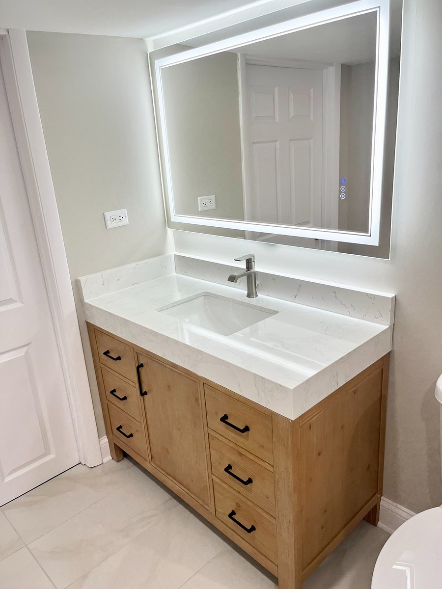 Spa-Like LED mirror with multiple settings and defogger.