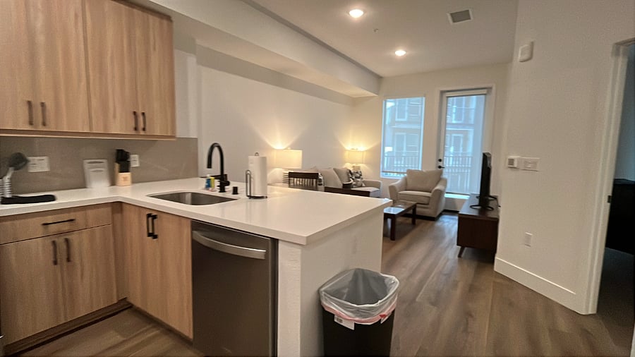Furnished Finder property 863537_10 photo 3