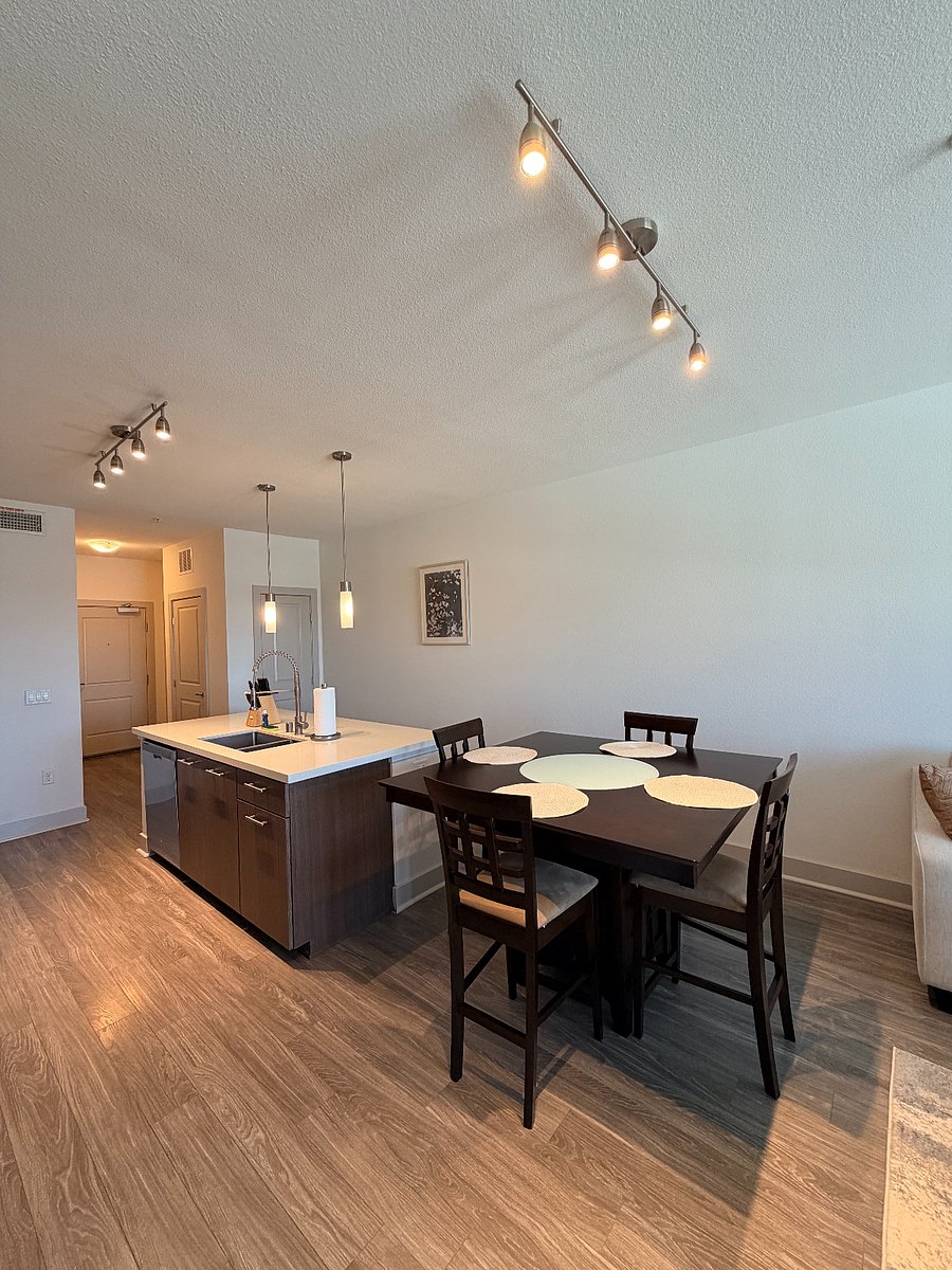 Furnished Finder property 863537_2 photo 3