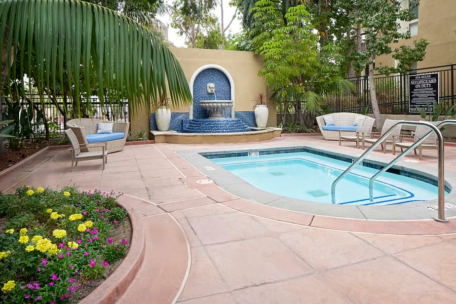 Furnished Finder property 863544_7 photo 32