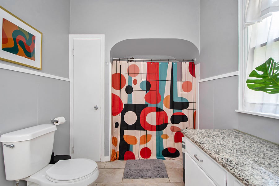 Bathroom 1 - Main Floor