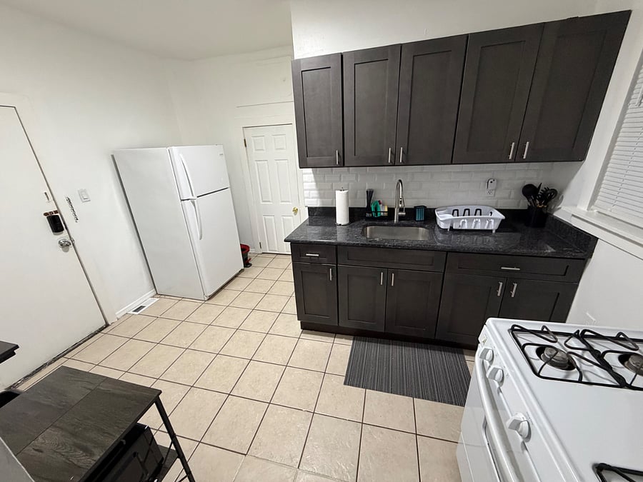 Furnished Finder property 863634_2 photo 12