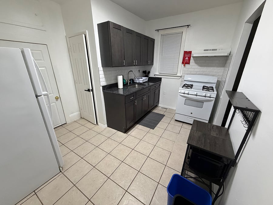 Furnished Finder property 863634_2 photo 13