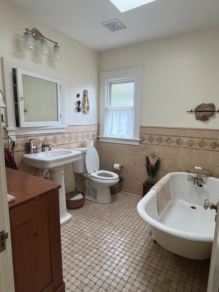 Main Bath