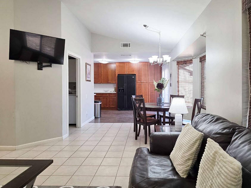 Furnished Finder property 863759_1 photo 4