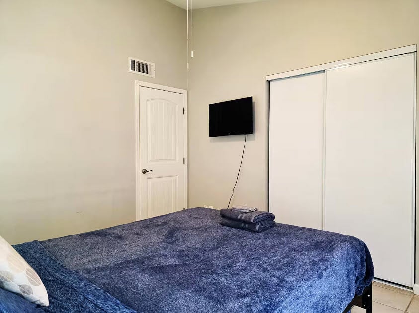 Furnished Finder property 863759_1 photo 17