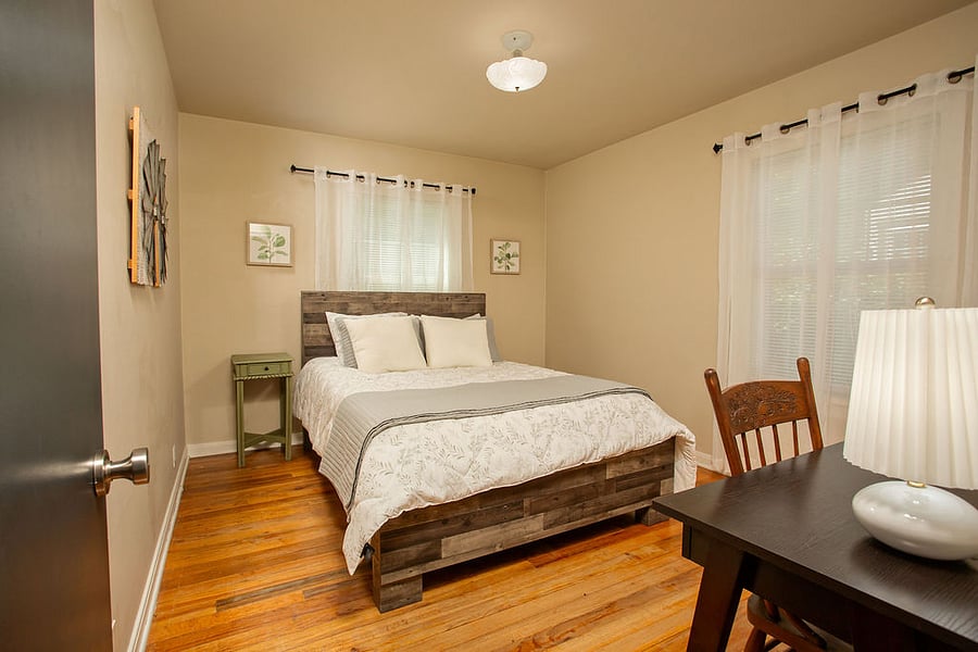 Furnished Finder property 863855_1 photo 6