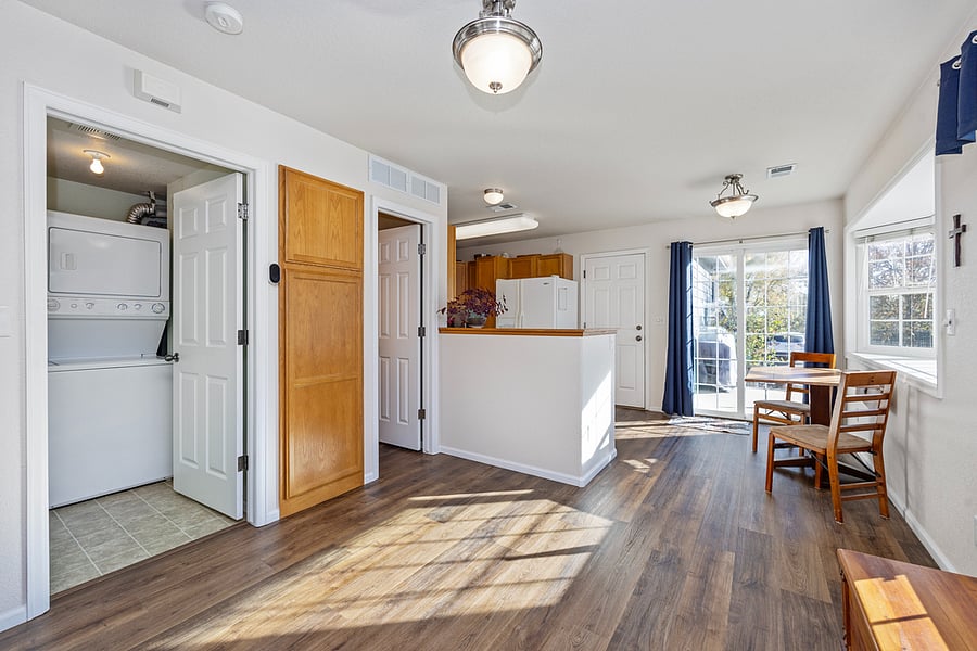 Furnished Finder property 863873_1 photo 9
