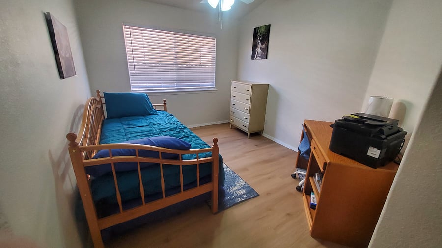 Side office with pullout twin day bed
