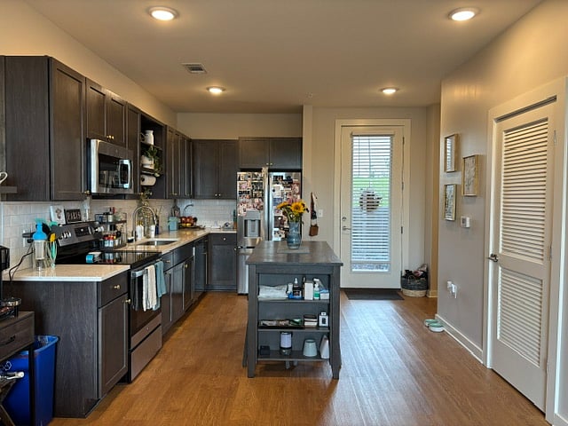 Furnished Finder property 863952_1 photo 3