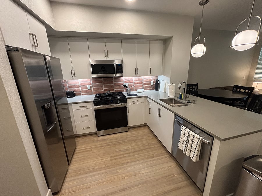Furnished Finder property 863981_10 photo 4
