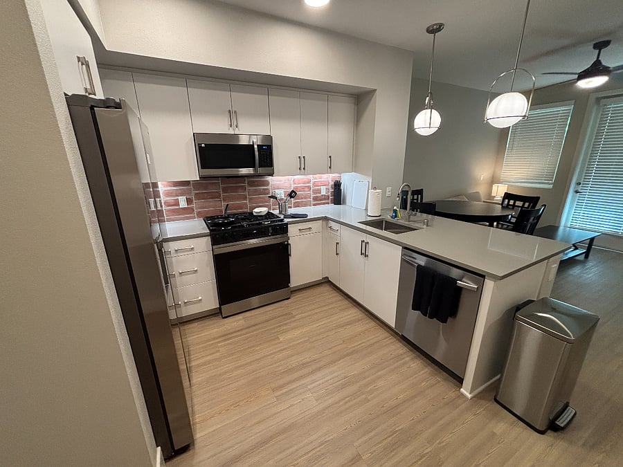 Furnished Finder property 863981_8 photo 4