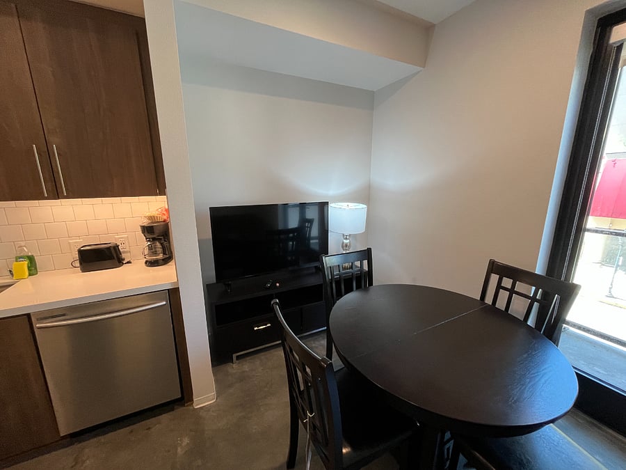 Furnished Finder property 863982_15 photo 3