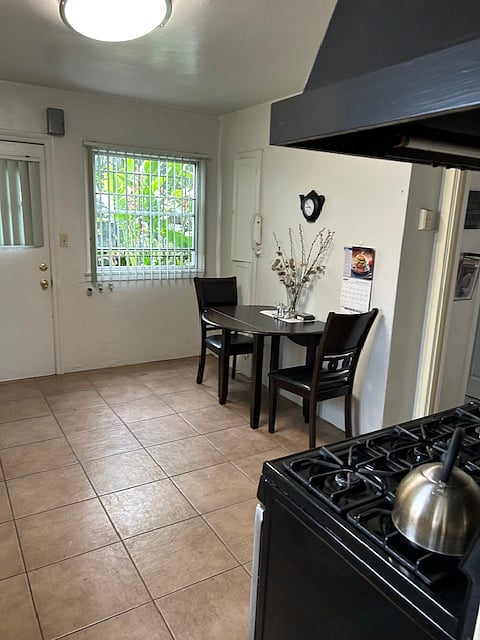 Furnished Finder property 864001_1 photo 10