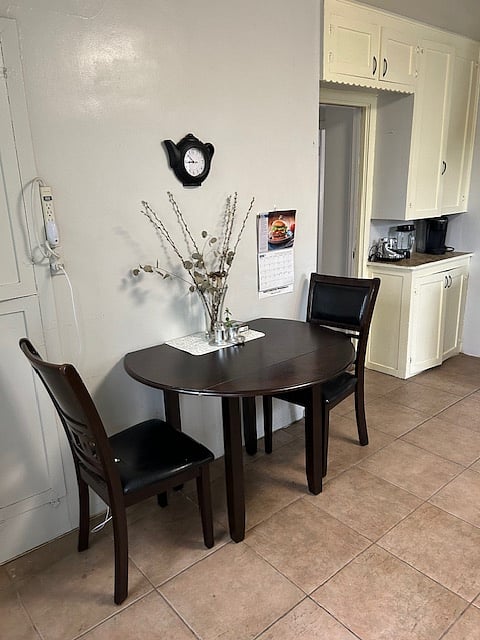 Furnished Finder property 864001_1 photo 11