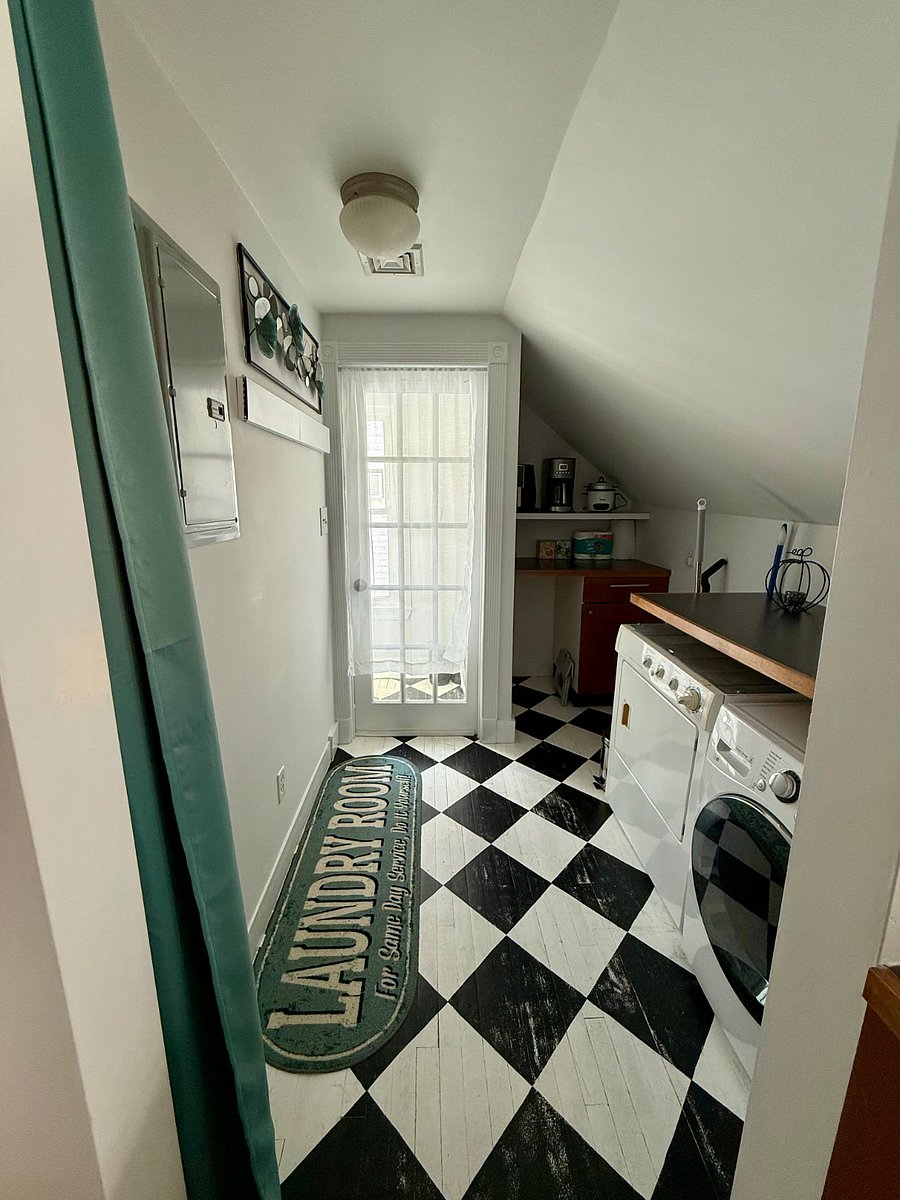 Furnished Finder property 864055_1 photo 31