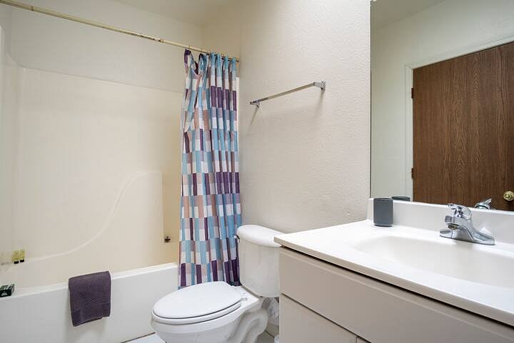 Furnished Finder property 864110_1 photo 25