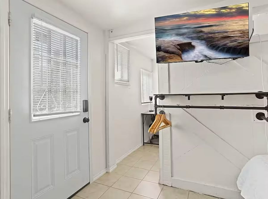 Furnished Finder property 864194_2 photo 5