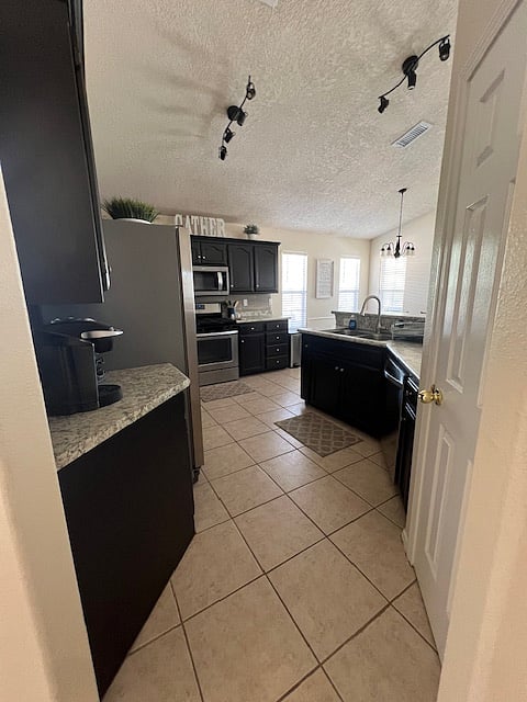 Furnished Finder property 864200_1 photo 5
