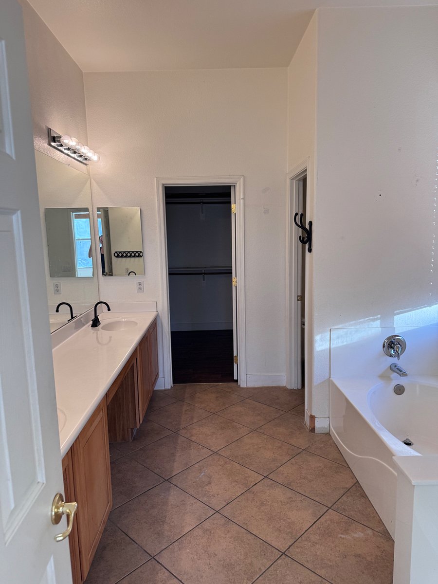 Furnished Finder property 864323_1 photo 10