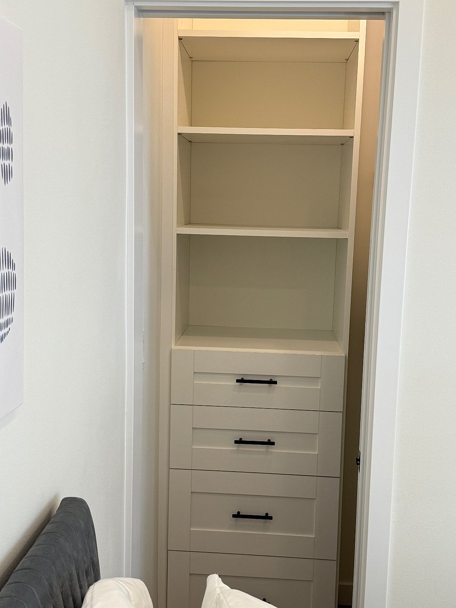 Custom closet storage for your belongings