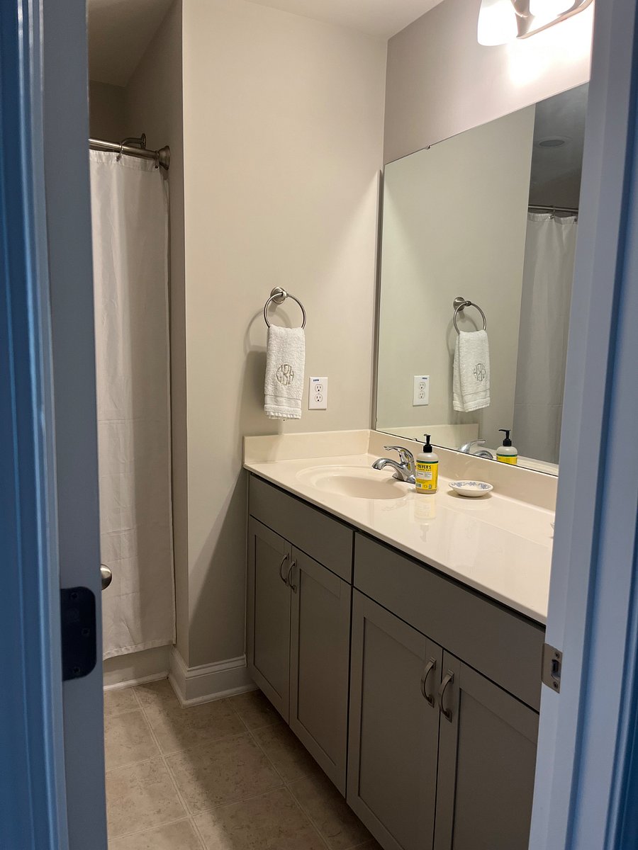 Furnished Finder property 864420_1 photo 2