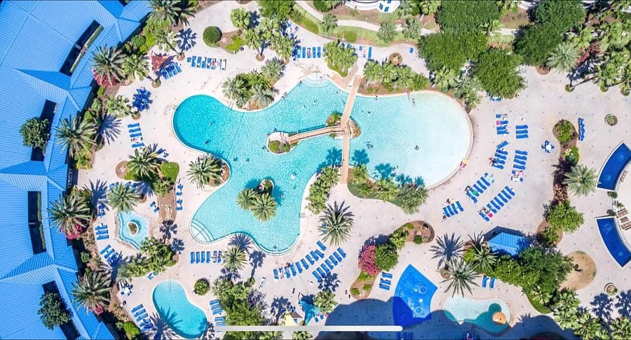 The Palms of Destin has tons to offer year round including resort style pools, hot tub, fitness center, tennis courts, basketball courts & more.
