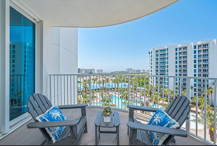 Your private balcony has pool AND ocean views. Often there are views of boats and beautiful waves from your balcony and living room.