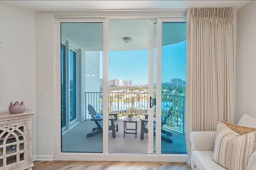 This condo has FANTASTIC views of the pool and beach