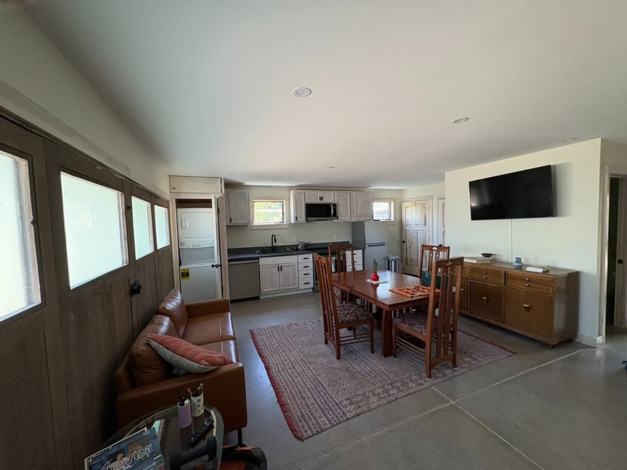 Furnished Finder property 864501_1 photo 4
