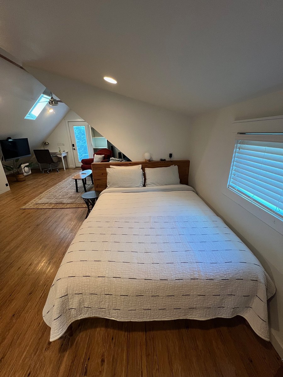Furnished Finder property 864560_1 photo 30