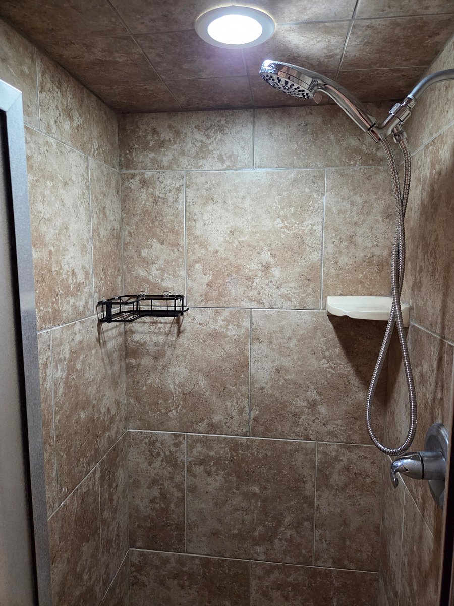 Furnished Finder property 864686_2 photo 8
