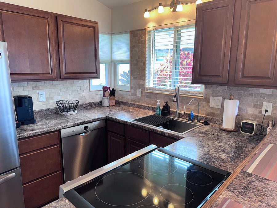 Fully Stocked Kitchen