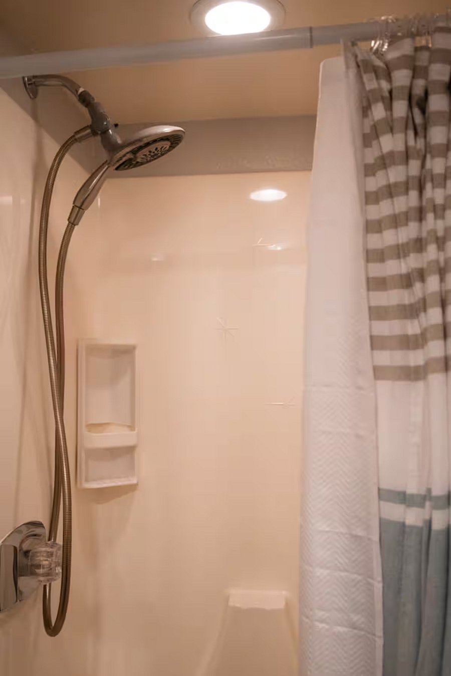 Furnished Finder property 864883_1 photo 10