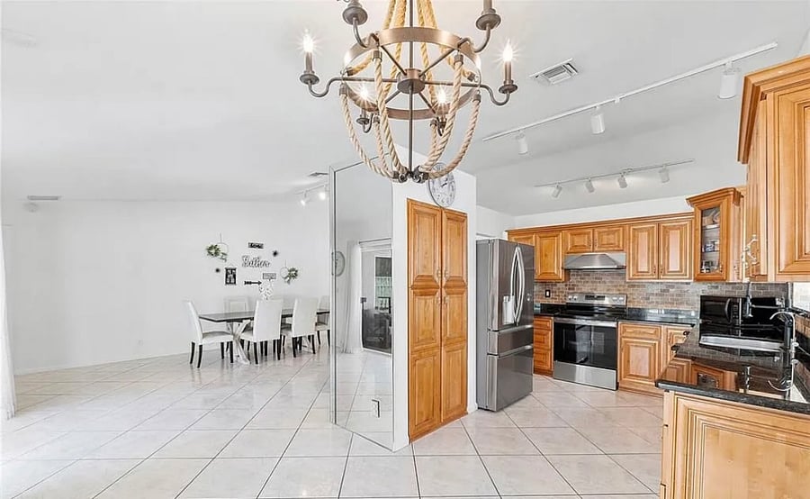 Furnished Finder property 865051_1 photo 8