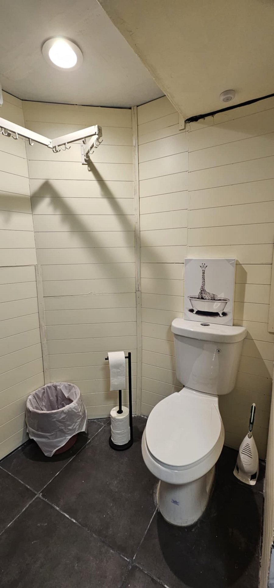 Furnished Finder property 865059_1 photo 14