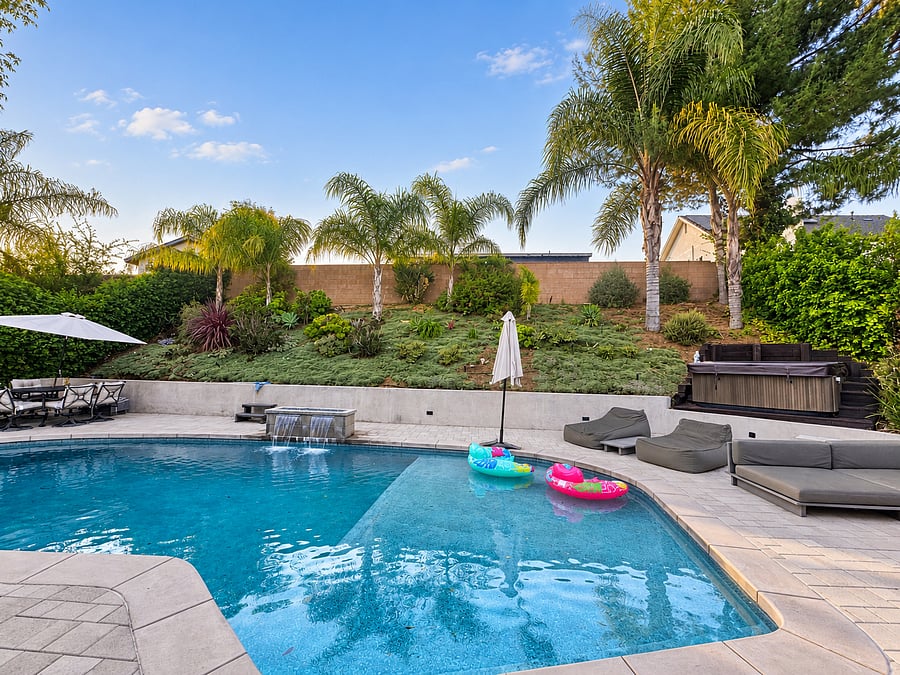 Furnished Finder property 865069_1 photo 4